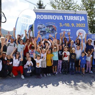 Robinova turneja