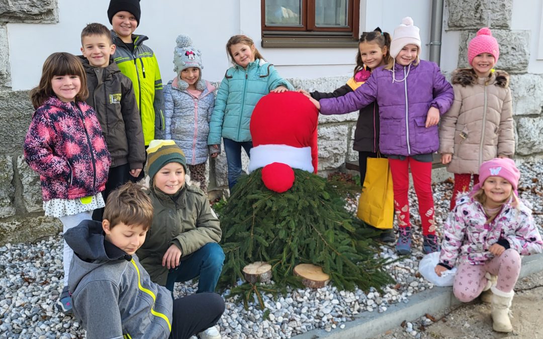 PRAZNIČNO DOPOLDNE V VDC TRNOVO