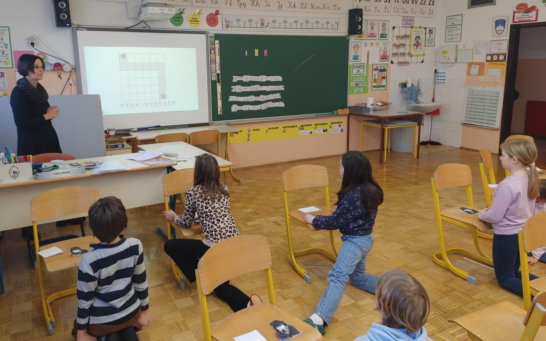 Z ALGORITMI PO POTI PREŠERNOVIH SPOMINOV